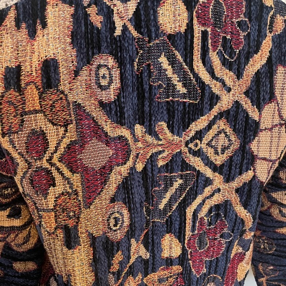 Floral Patterned Women's Coat - Picture 6 of 8